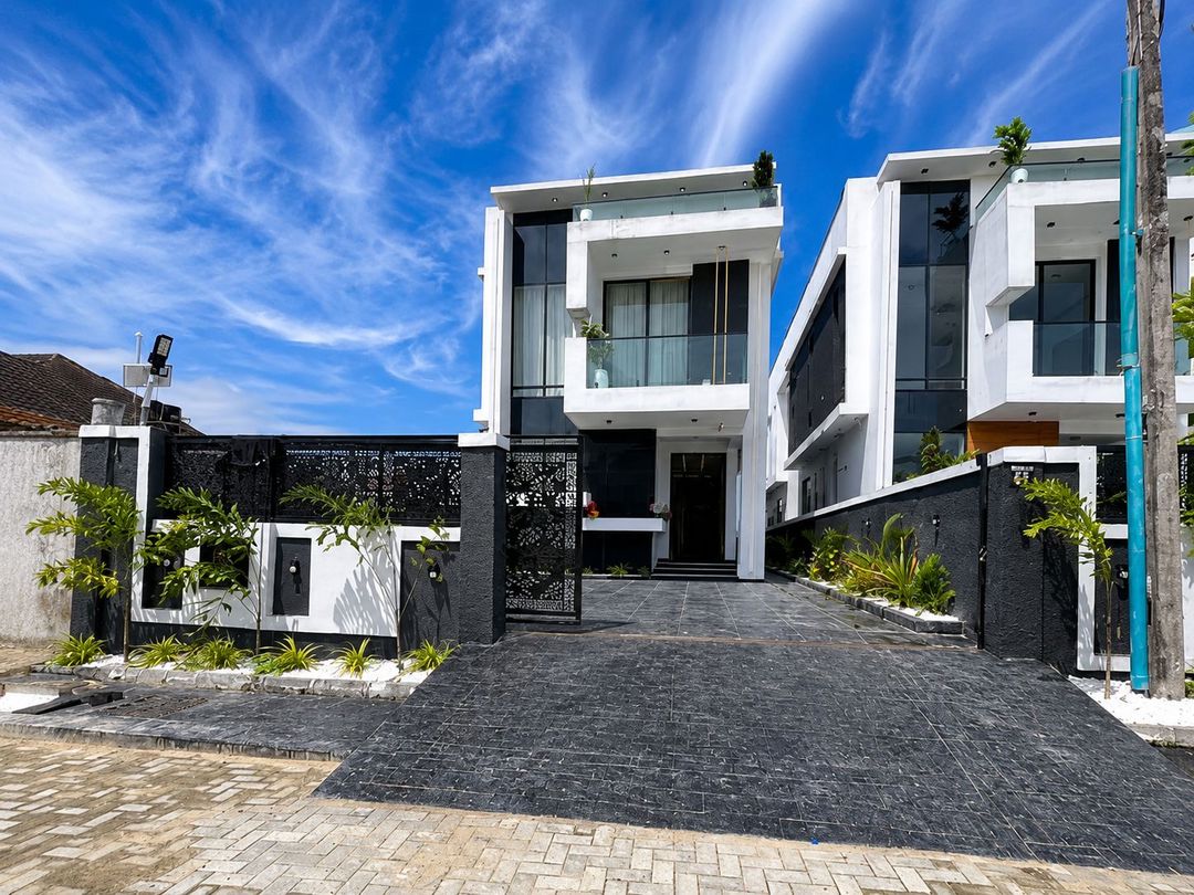 5 Bedroom Duplex for Sale in Lekki Peninsula II, Lagos
