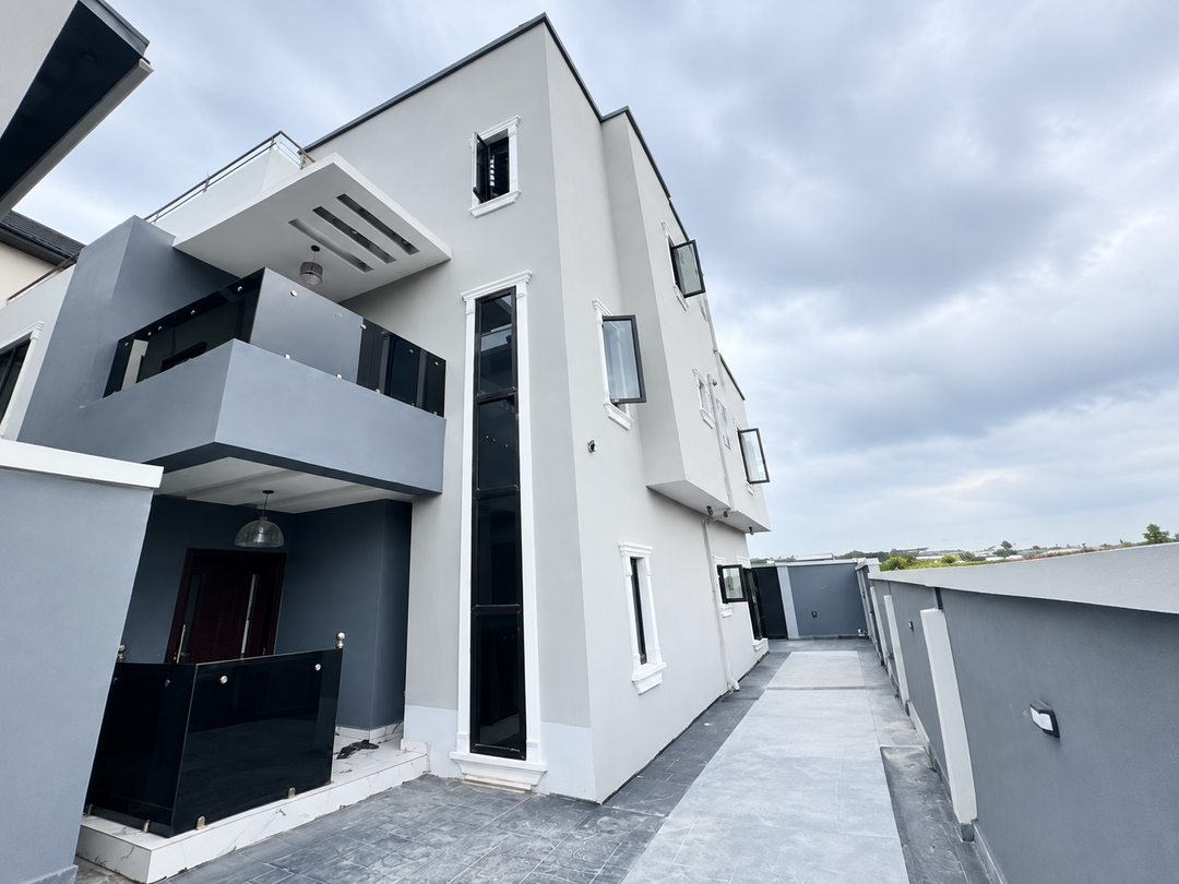 4 Bedroom Duplex for Sale in Ikeja, Lagos