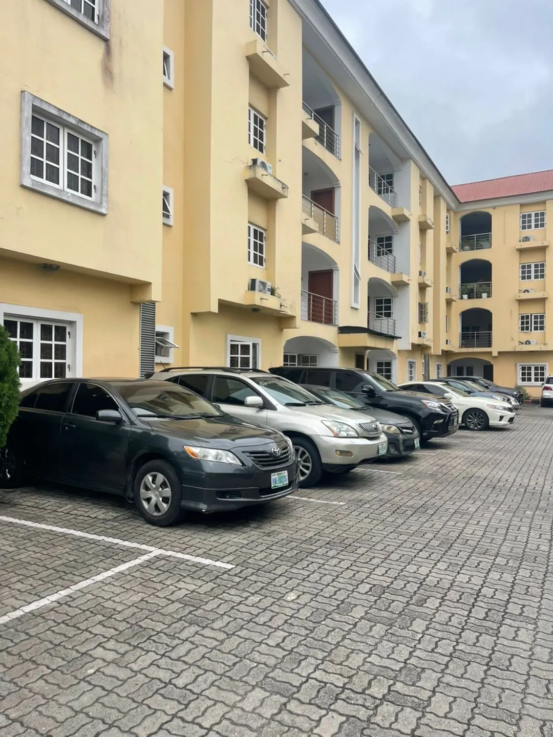 3 Bedroom Apartment for Rent in Lekki Estate Rd, Lekki Phase 1, Lagos