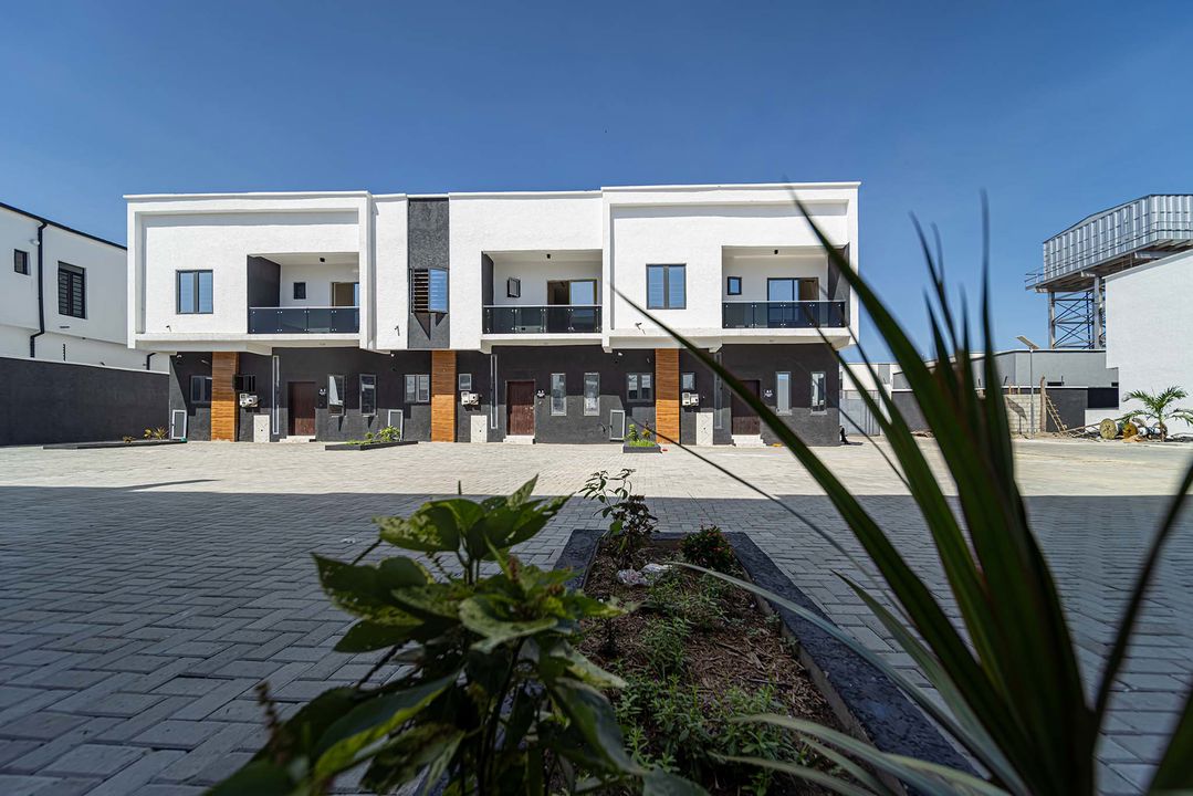 4 Bedroom Terraced for Sale in Sangotedo, Lagos