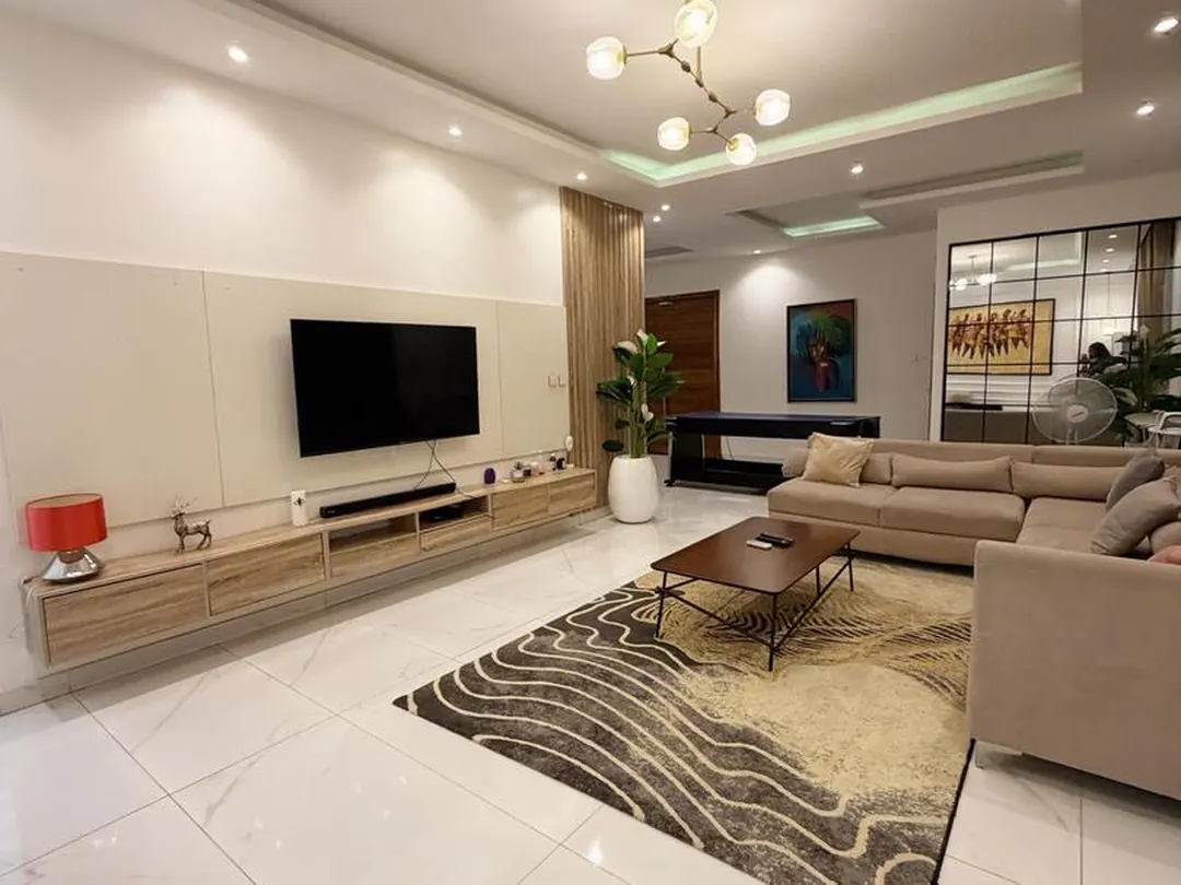 2 Bedroom Apartment for Rent in Ikate, Lagos