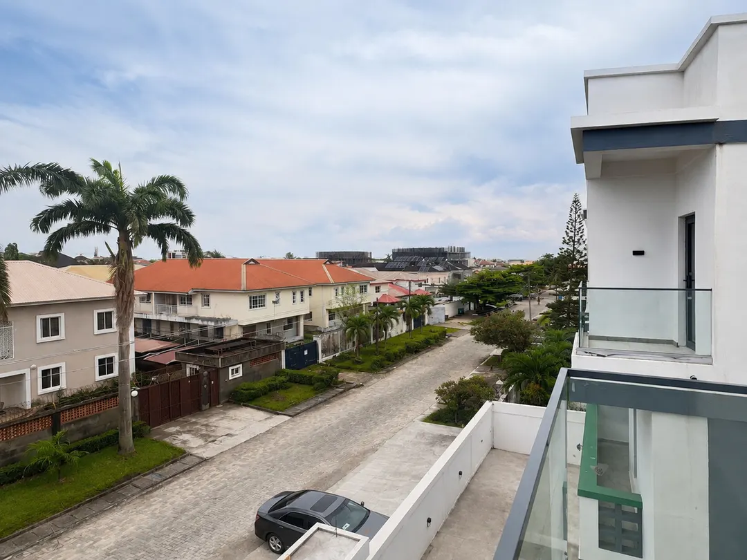 4 Bedroom Twin Duplex for Sale in Lekki Phase 1, Lagos